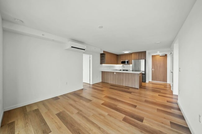 Building Photo - 1500 Rycroft St