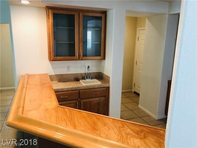 Building Photo - 6610 Gilded Lantern Ave