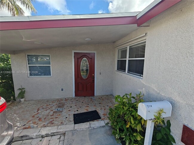 Building Photo - 801 N 70th Ave