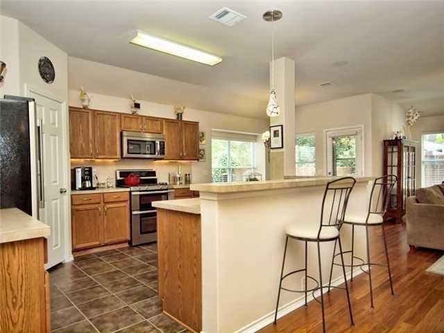 Building Photo - 533 Golden Creek Dr