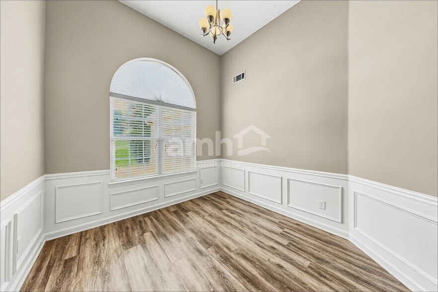 Building Photo - 2143 Andrewood Pl