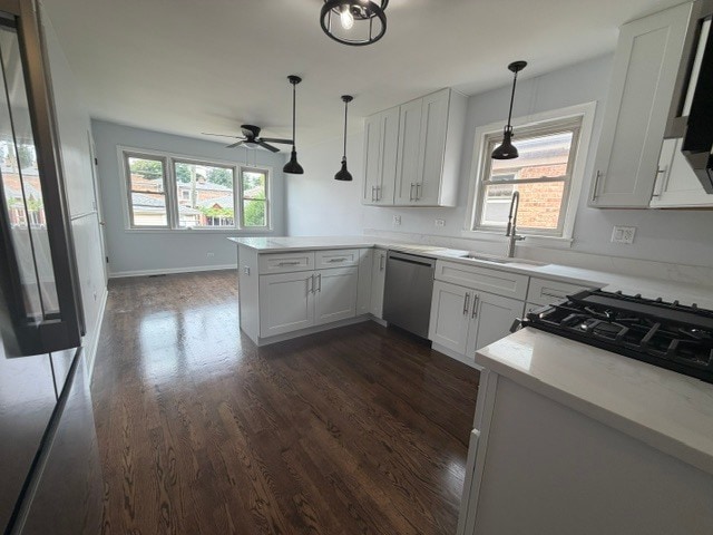 Building Photo - 4414 N Nagle Ave