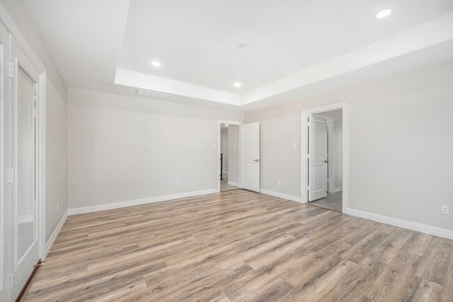 Building Photo - 7711 Antoine Dr