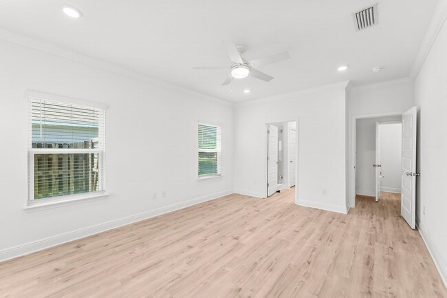 Building Photo - 25 Krewe Cir