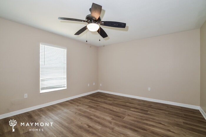 Building Photo - 529 Basil Ct