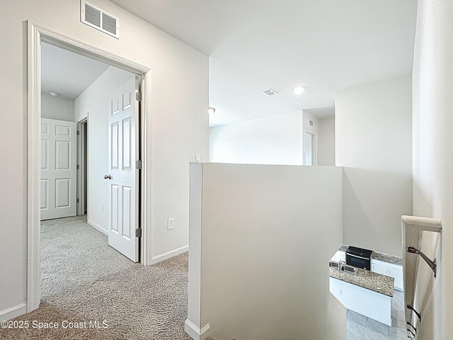 Building Photo - 870 Remington Green Dr SE