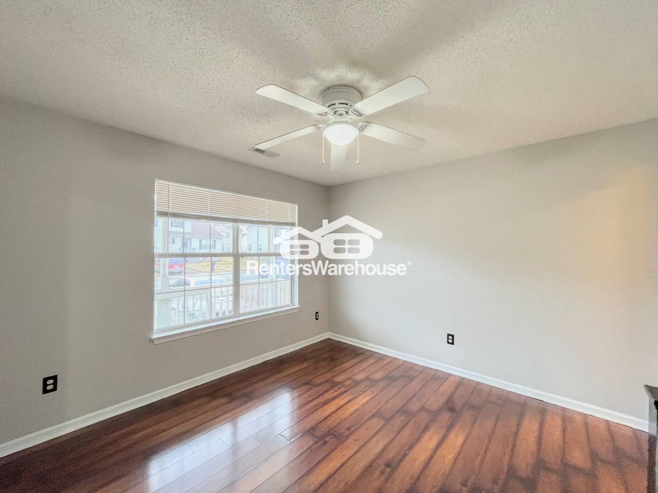 Building Photo - 1220 Woods Edge Cir