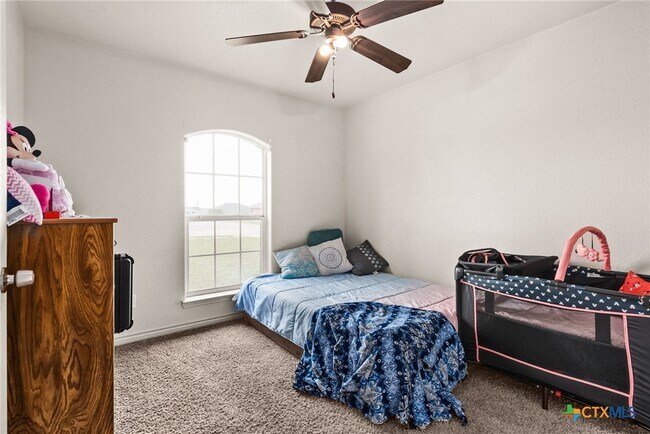 Building Photo - 3711 Dewitt County Ct