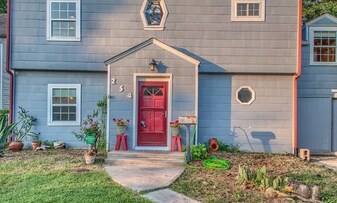 Building Photo - 254 Quentin Dr