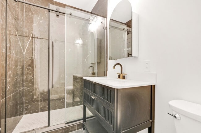 Building Photo - 1308 Rogers Ave