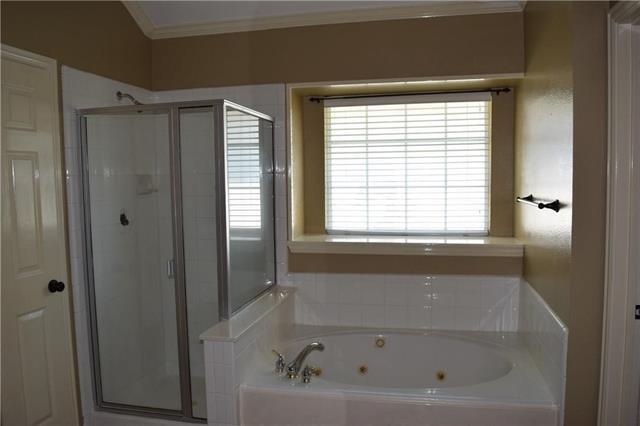 Building Photo - 3811 Rose Ct