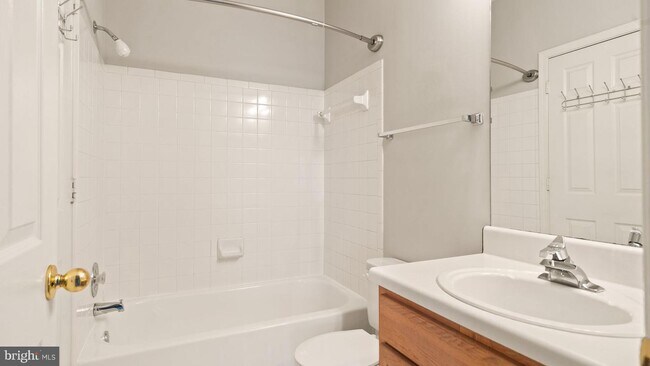 Building Photo - 13058 Autumn Woods Way