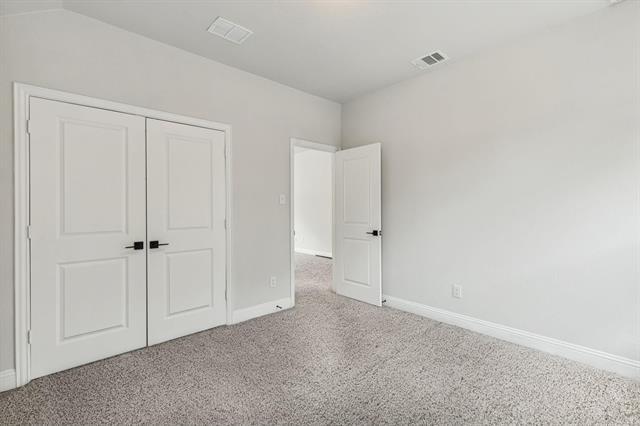 Building Photo - 2821 Woodland Ct