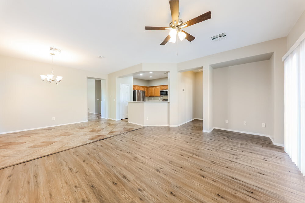Building Photo - 40810 N Hudson Ct