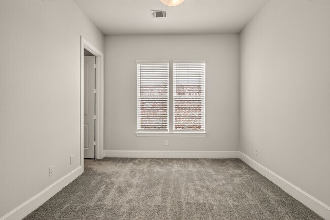 Building Photo - 8711 Oak Kolbe Ln