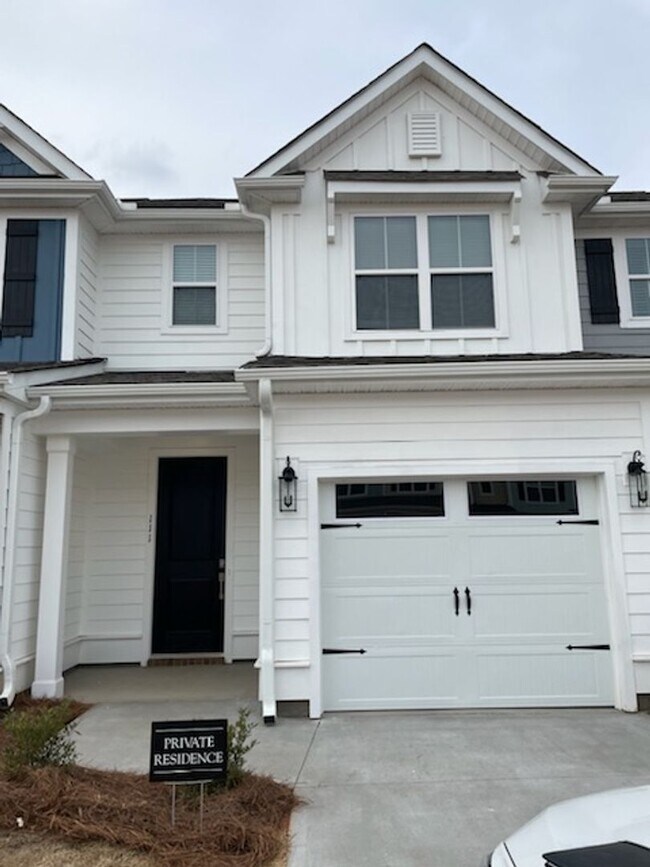 Building Photo - BRAND NEW- 3 Bd 2.5 BA Townhome Available for Lease - Greer, SC