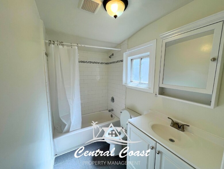 Building Photo - 0 W Jones St