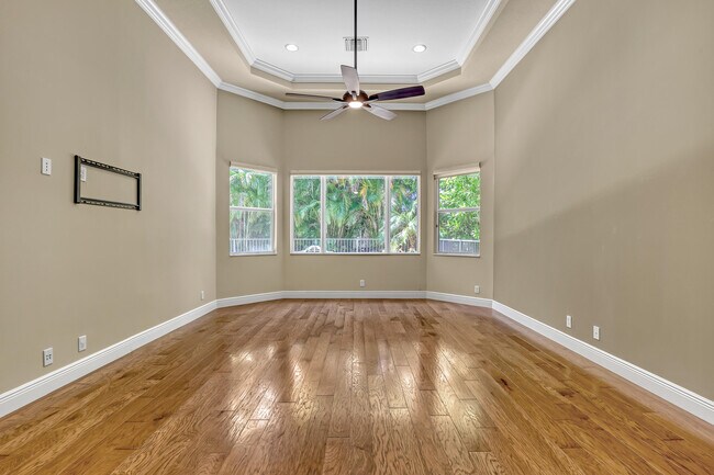 Building Photo - 6464 Bellamalfi St