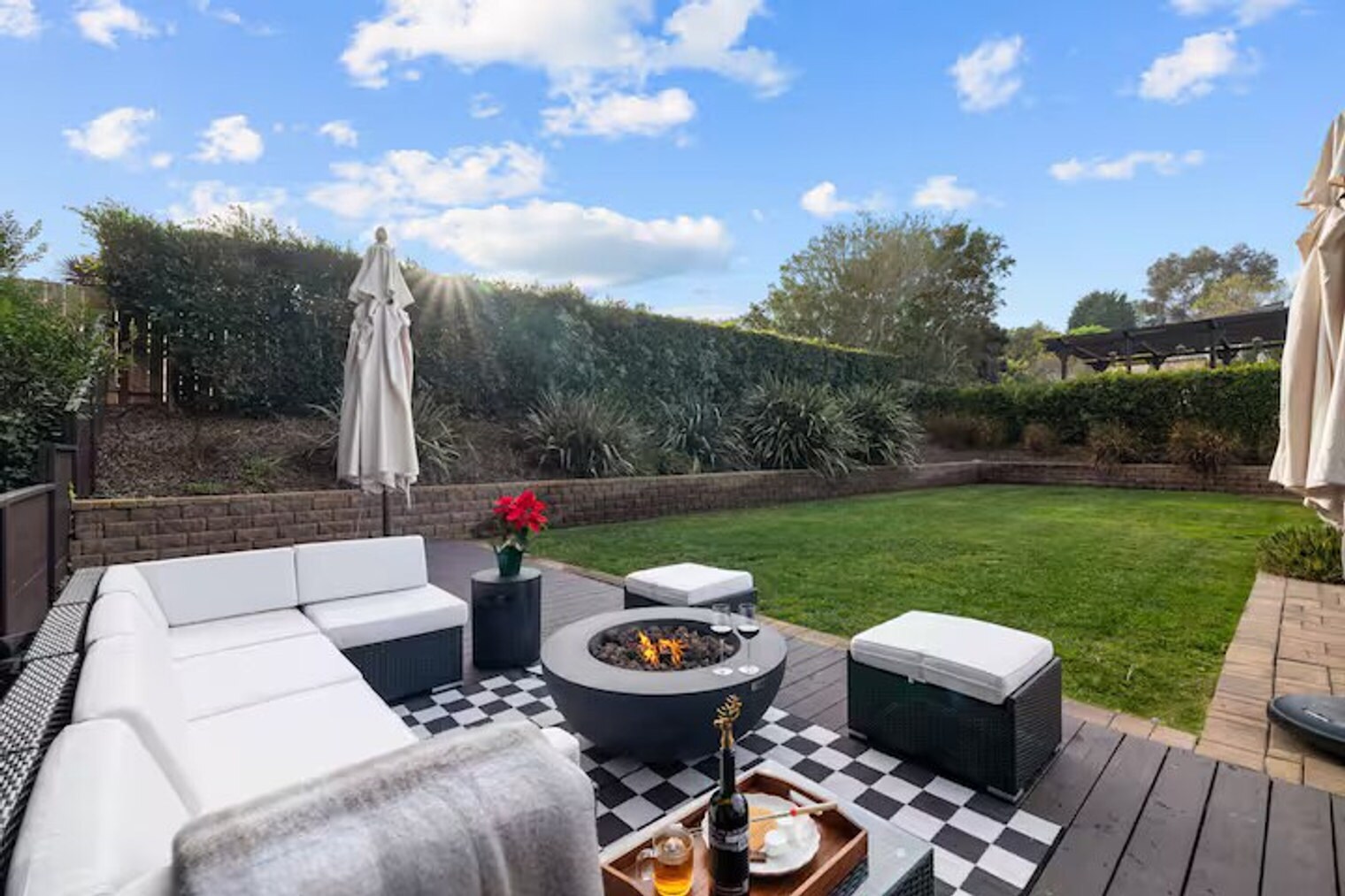 Building Photo - 5870 Cactus Way