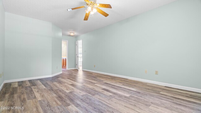 Building Photo - 220 Audubon Dr