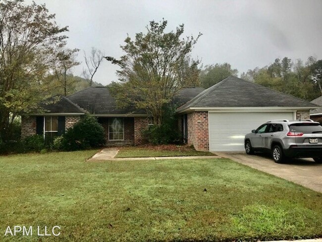 Primary Photo - 3 br, 2 bath House - 215 Winchester Dr