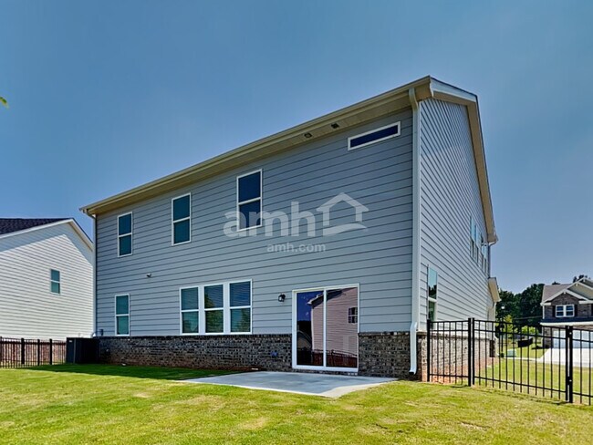 Building Photo - 738 Carnaby Ln