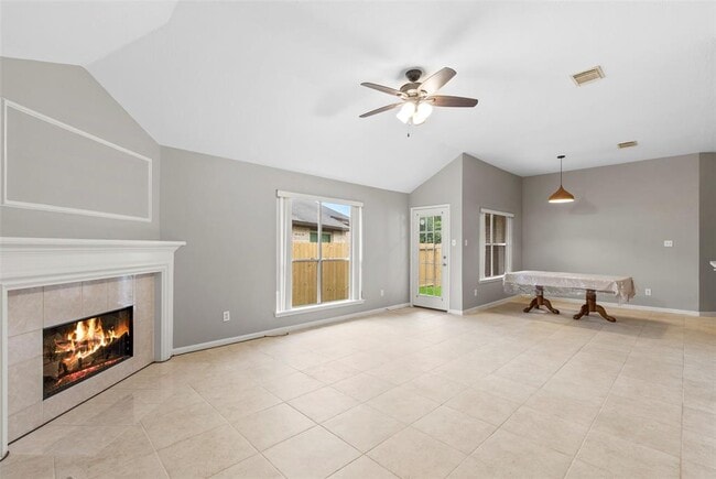 Building Photo - 2106 Ruffian Ln
