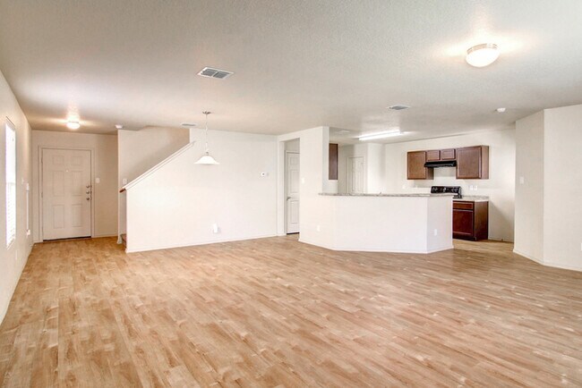 Building Photo - 8906 Scarlett Pl