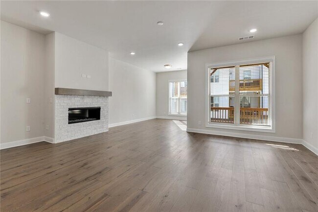 Building Photo - 4317 Parkside Pl