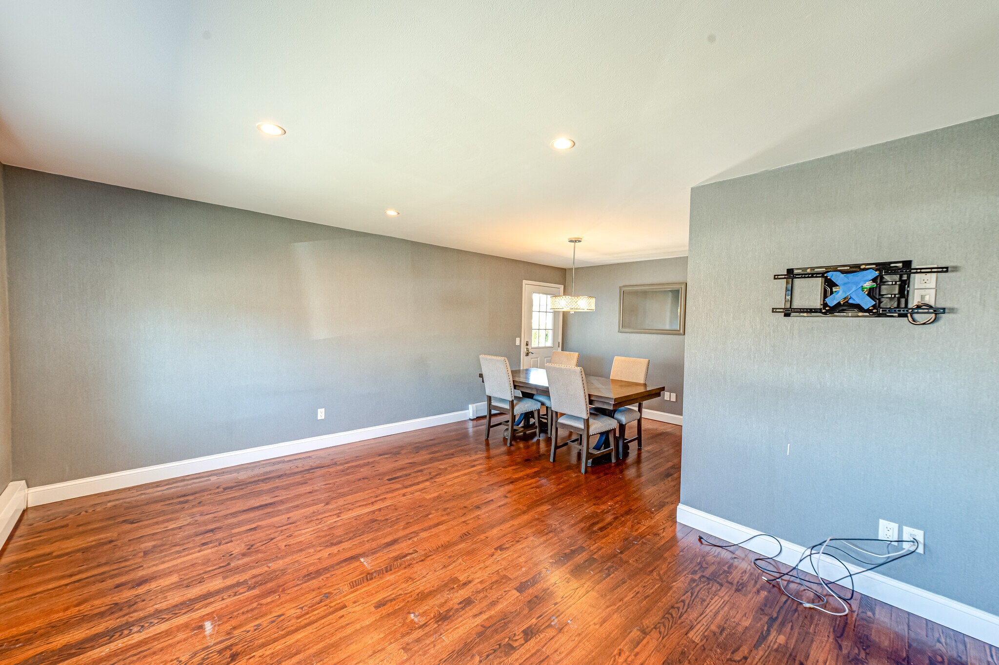 Building Photo - 2002 City Ave