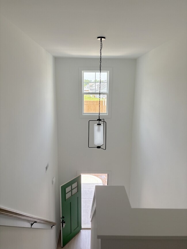Building Photo - 120 Willa Mae Ln