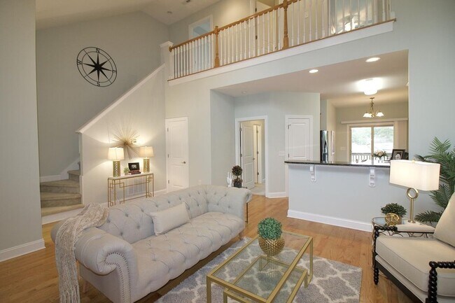 Building Photo - 45 Cypress Cir