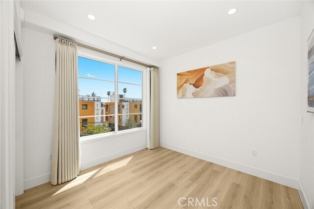 Building Photo - 137 St Francis St