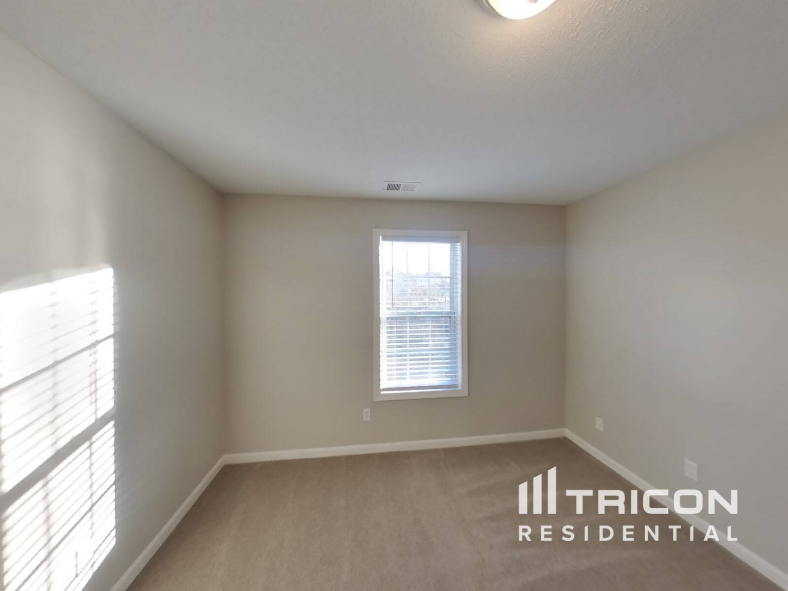 Building Photo - 4134 Northwind Dr