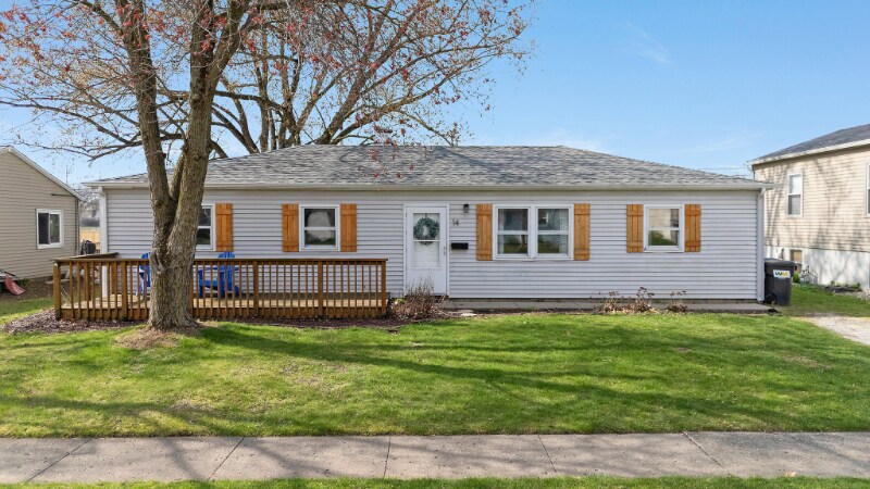 Primary Photo - 14 Holden Rd