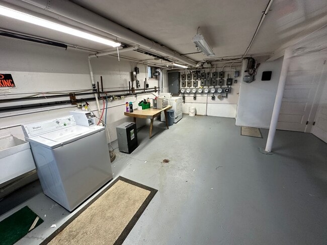 Interior Photo - N87W16564 Appleton Ave.(6 Unit)
