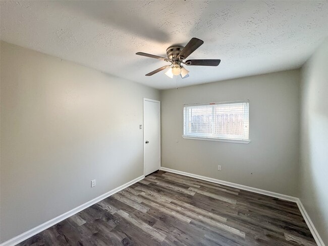 Building Photo - 16330 Cypress Point Dr