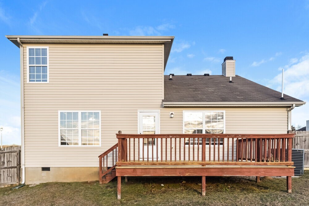 Building Photo - 176 Lyndhurst Dr