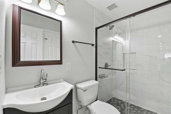 Building Photo - 6334 Cottage Stream Ln
