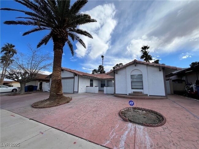 Building Photo - 6191 Bullion Blvd