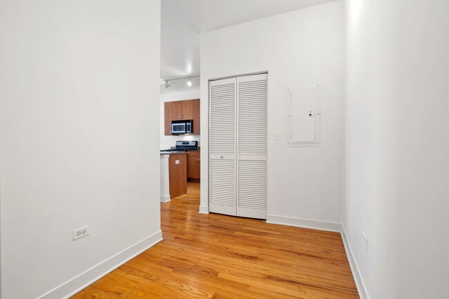 Building Photo - 1515 S Halsted St