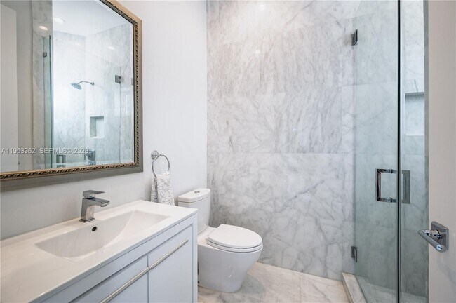 Building Photo - 6355 SW 114th St