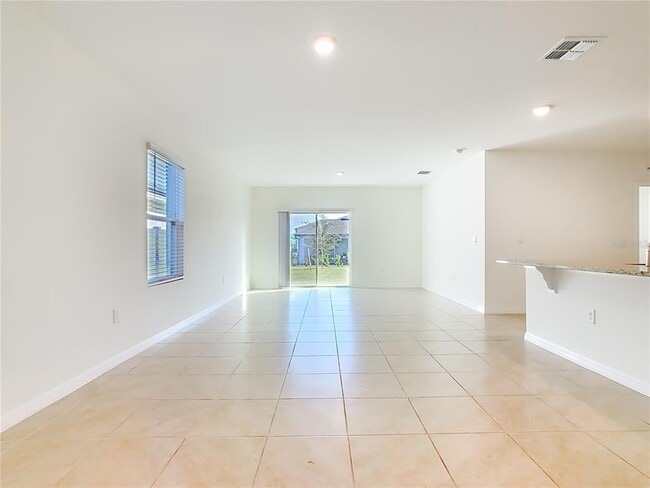 Building Photo - 2119 Tay Wes Dr