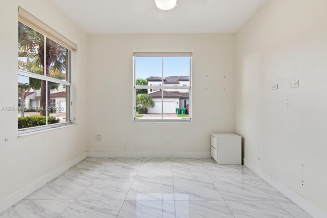 Building Photo - 15282 SW 89th Terrace