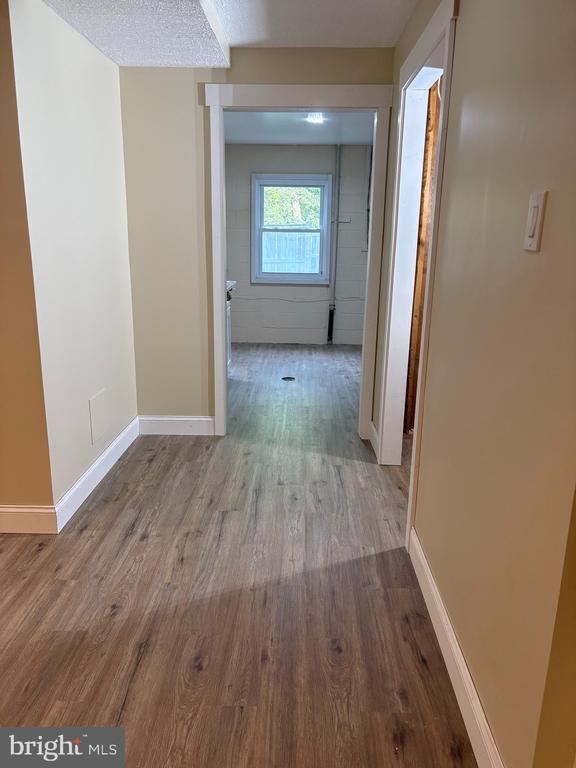 Building Photo - 809 Sledgehammer Dr
