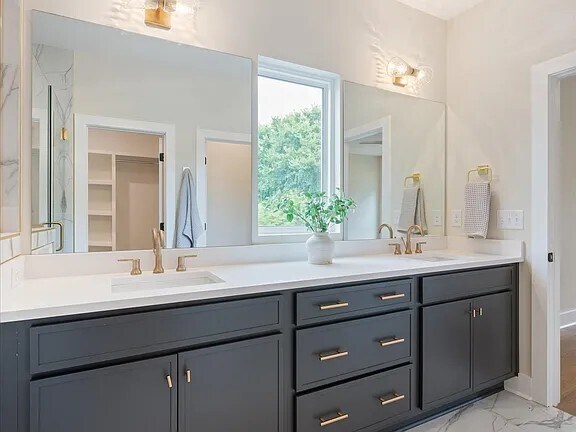 Double vanity - 2130 12th Ave N