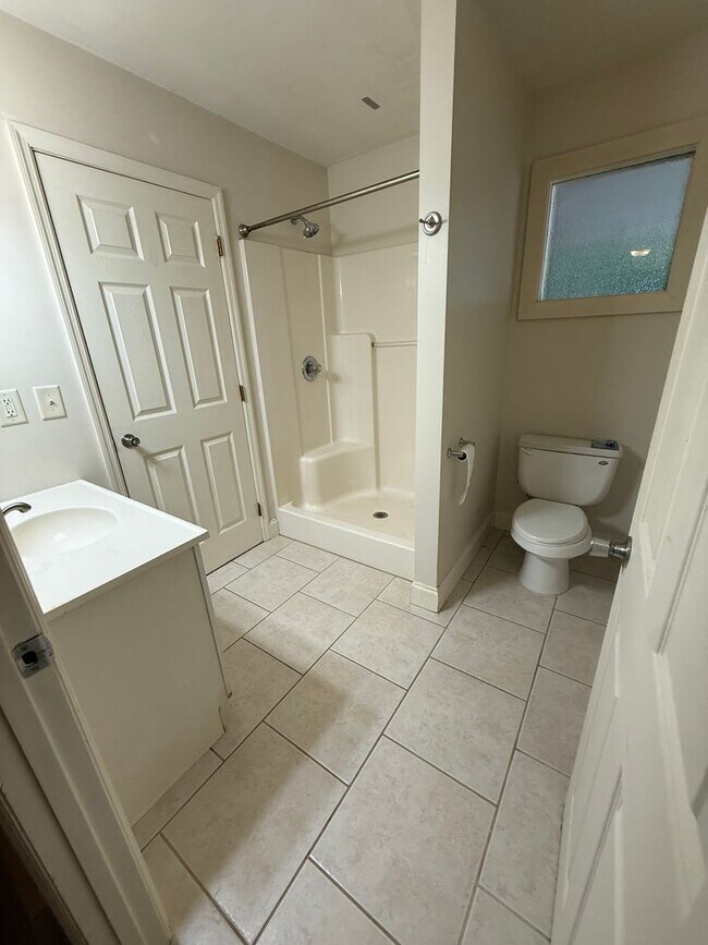 Building Photo - 154 Klare Ridge Ln