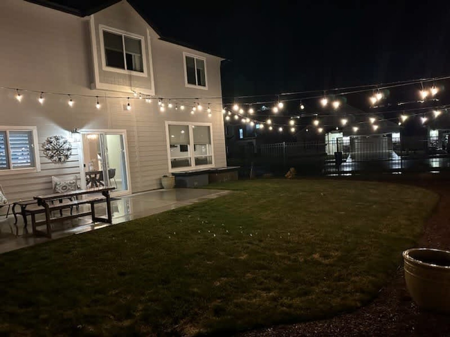 Building Photo - 262 N Falling Water Ave