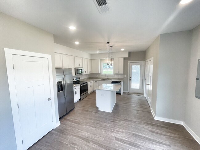 Building Photo - 358 Honeycomb Ct