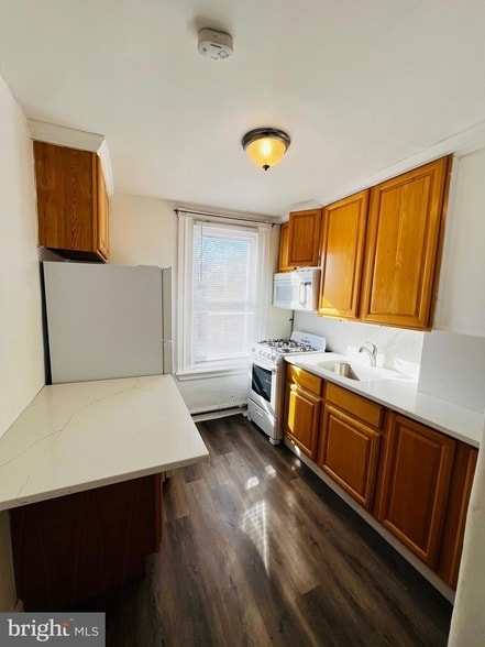 Building Photo - 312 Jefferson Ave